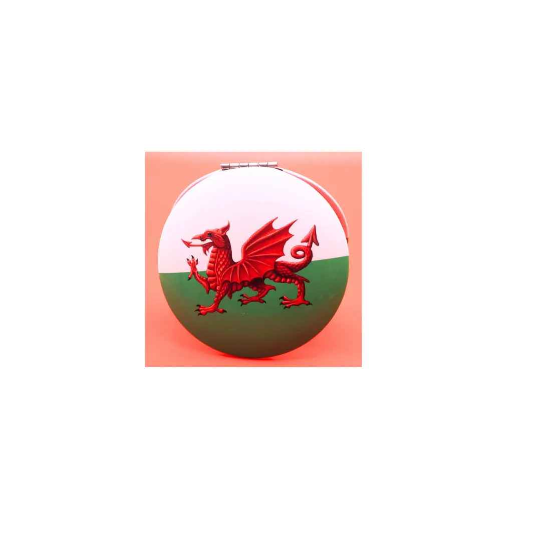 Welsh Mirror – Decorative Celtic Wall Mirror, Handmade & Personalized Creation City